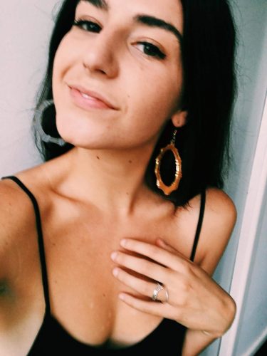 istanbul esmer masöz escort bayan ceren